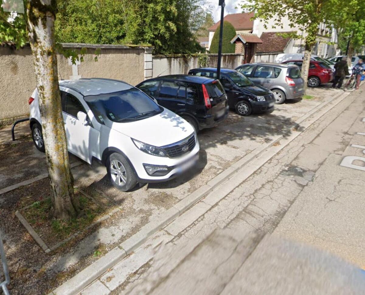Maison De Ville Avec Parking Gratuit Chablis Exterior photo